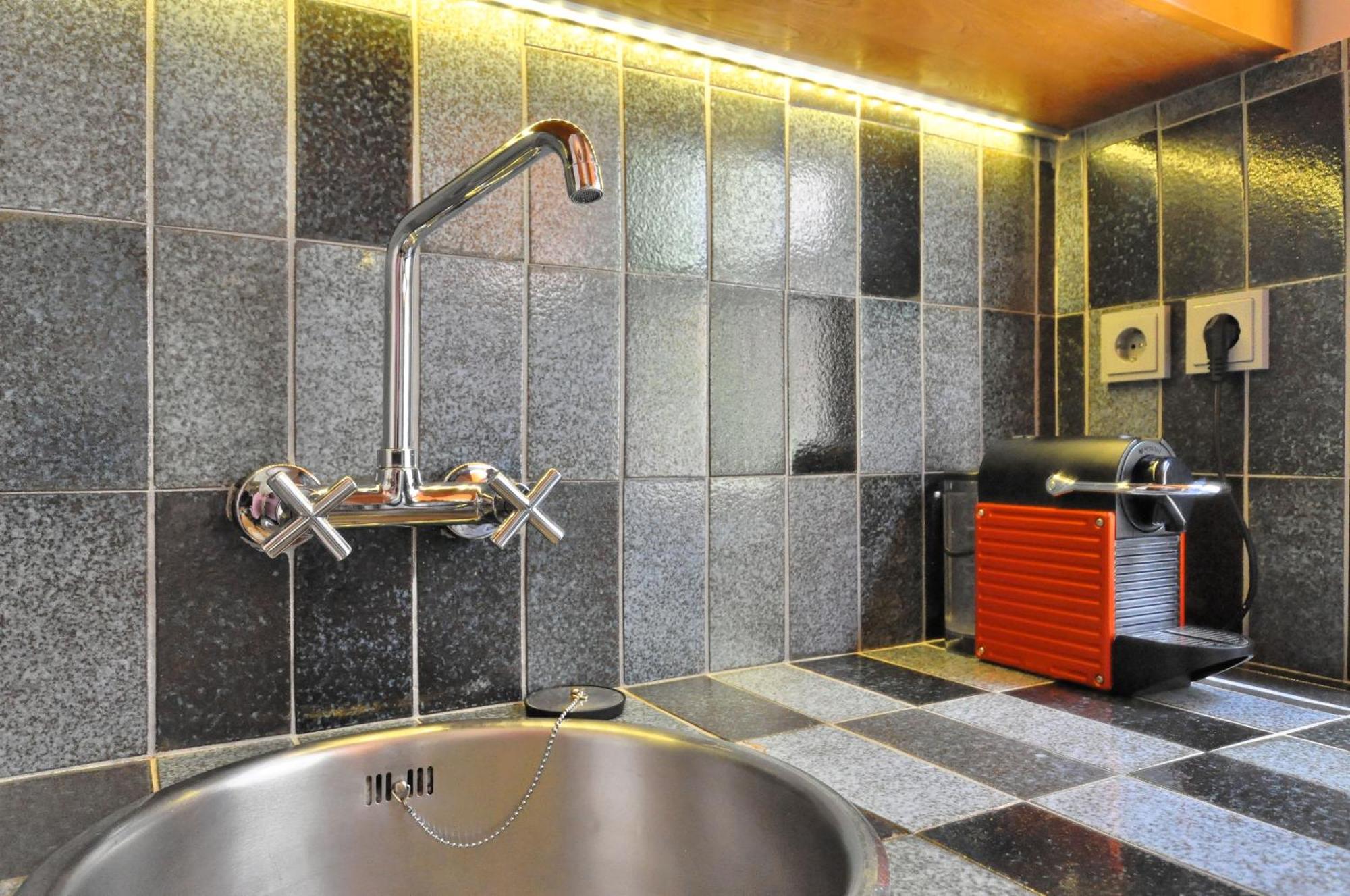 Hidesign Athens Tube Luxury Apt In Kolonaki Zewnętrze zdjęcie