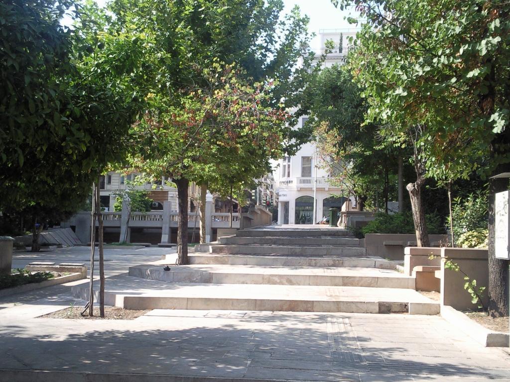 Hidesign Athens Tube Luxury Apt In Kolonaki Zewnętrze zdjęcie